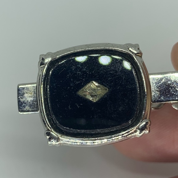 Vintage Shields Tie Bar - Picture 3 of 3